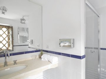 lucrezia hotel - charmant hotel sardinie (3).jpg