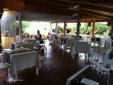 baia salinedda restaurant.jpg