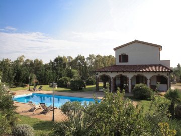 vakantiehuis sardinie - villa ulivo met zwembad - alghero (8).jpg