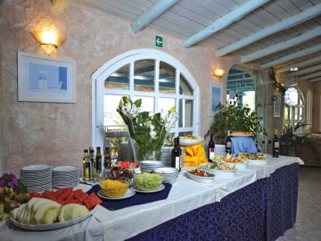 parkhotel buffet.jpg