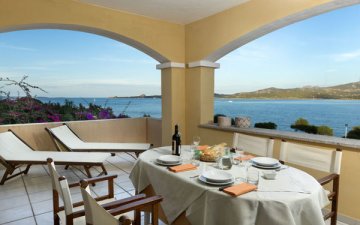sardinie-villa-costa-smeralda-cala-falco-cannigione-sardinia4all-01 (4).jpg