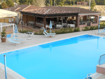 rejna_hotel_residence_sardinie_sardinia4all.png