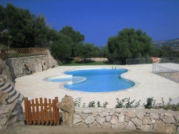 hotel cannigione - noord sardinie - s'olias sardinia4all (3).jpg