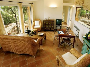 villa-ortensia-sardinie (3).jpg