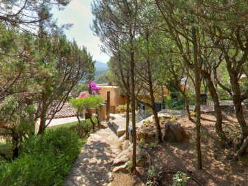 sardinie-vakantievilla-ibiscus-sardinia4all (1).jpg