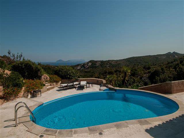 Luxe vakantiehuis Costa Smeralda - Villa Pevero Hills - Vakantie Sardinie 