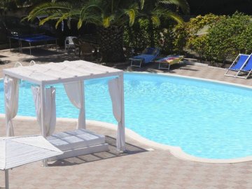 hotel-village-fior-di-sardegna-posada-sardinie (5).jpg