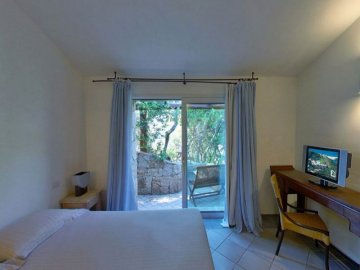 vakantiehuis-baja-sardinia (4).jpg