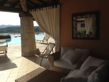 luxe villa's in noord oost sardinie - sardinia4all (9).png