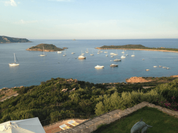 luxe villa's in noord oost sardinie - sardinia4all (10).png