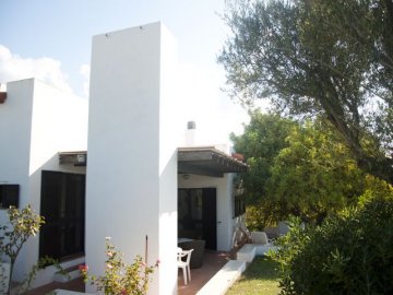 vakantiehuis in geremeas - zuid sardinie (1).jpg