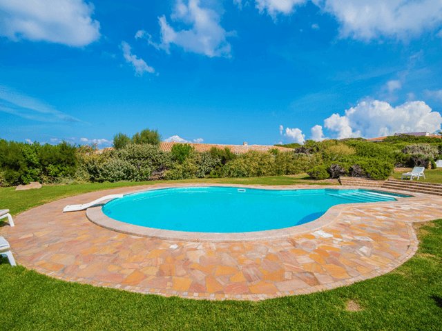 luxe vakantiehuis noord sardinie met zwembad - sardinia4all (10).png