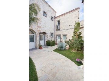 charme-hotel-sardinie-maison-tresnuraghes (15).jpg