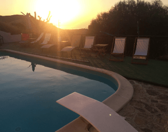 vakantiehuis-sardinie-met-zwembad (4).png