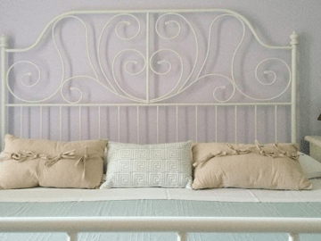 slaapkamer-villa-mariposa-sardinie.png