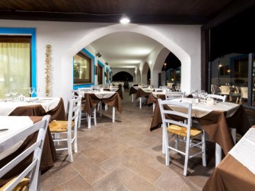 la funtana restaurant buiten 3.jpg