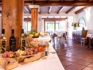 la funtana restaurant binnen 1.jpg
