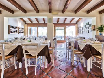 la funtana restaurant binnen 2.jpg
