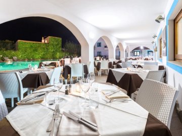 la funtana restaurant buiten 6.jpg