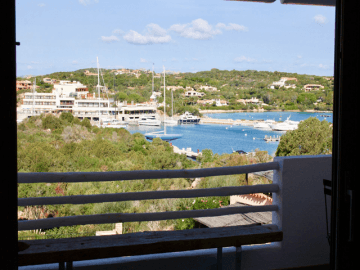 vakantiewoning-met-zwembad-in-porto-cervo-sardinie