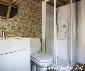 luxe-lodge-tent-sardinie (3).png