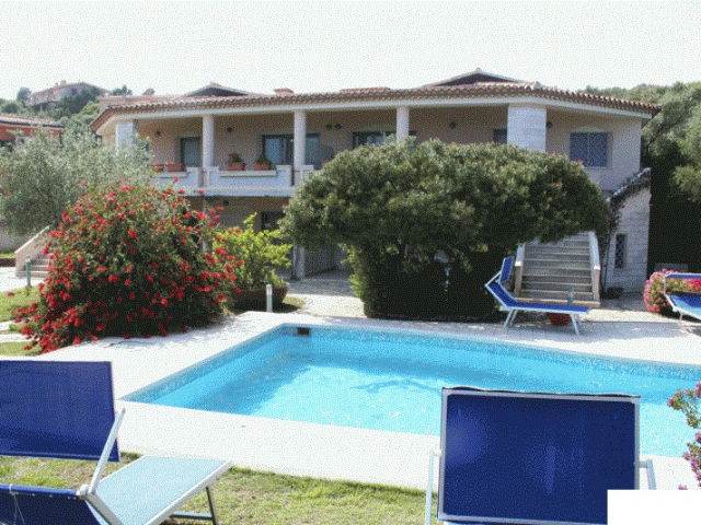 casa ibisco met zwembad in orosei - sardinie (7).png