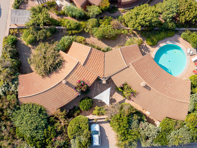 vakantiehuis met zwembad - costa paradiso - sardinie - sardinia4all (30).png