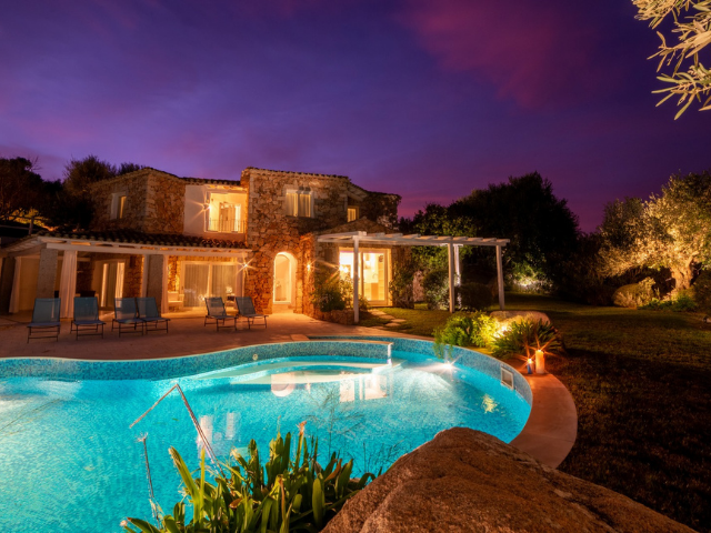 villa met zwembad aan de costa rei - sardinie (41).png