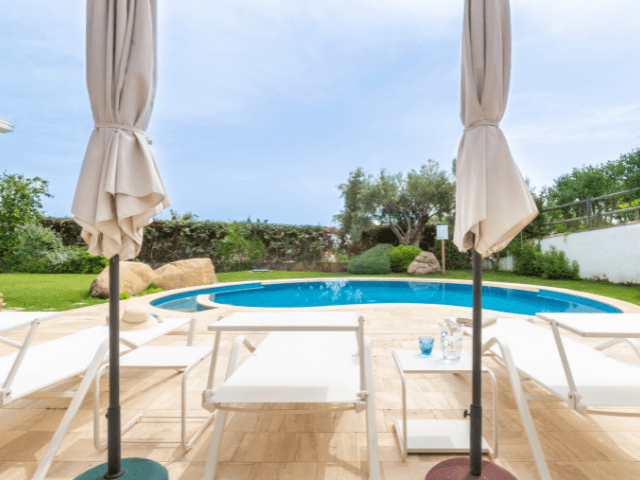 villa met zwembad aan de costa rei - sardinie (49).png