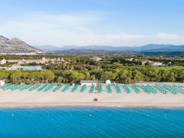 club hotel marina beach in orosei, sardinie - sardinia4all (4).png
