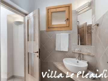 villa le pleiadi with pool - isola rossa - sardinie (7).png