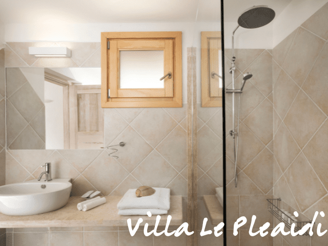 villa le pleiadi with pool - isola rossa - sardinie (10).png