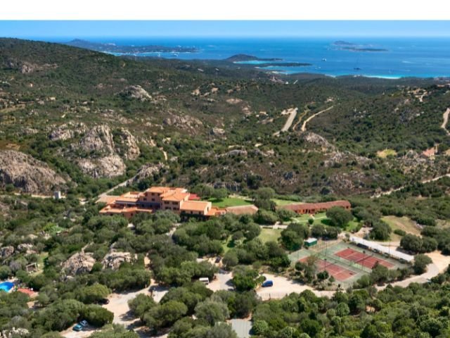 hotel rocce sarde san pantaleo myo (8).jpg