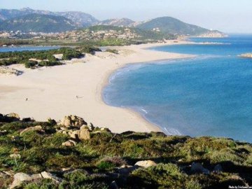 Chia - Zandstrand Su Giudeu