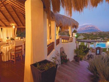 Restaurant - Hotel Ollastu - Costa Corallina - Sardinië