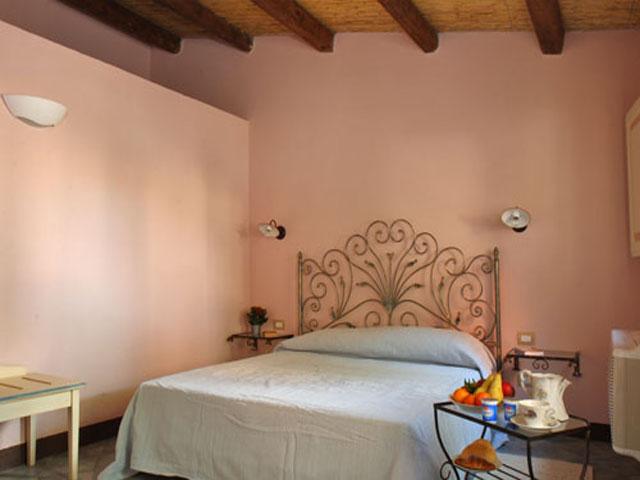 Kamer Le Tinaie - Hotel Villa Asfodeli - Tresnuraghes - Sardinië  