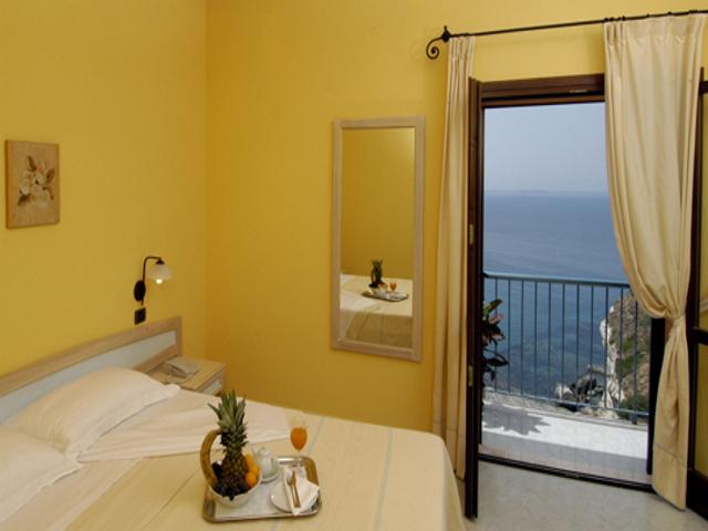 Vakantie Sardinie - Hotel La Baja - Santa Caterina di Pittinuri (1)