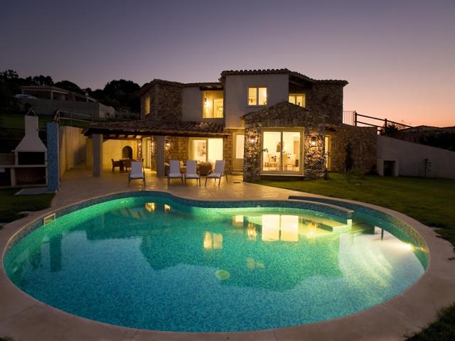 Villa in Villas Resort - Luxe vakantiehuizen met zwembad in Costa Rey - Sardinie (10)