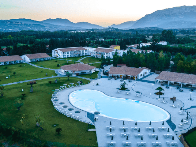 S Arena Beach Hotel - La Caletta - Sardinie (38).png